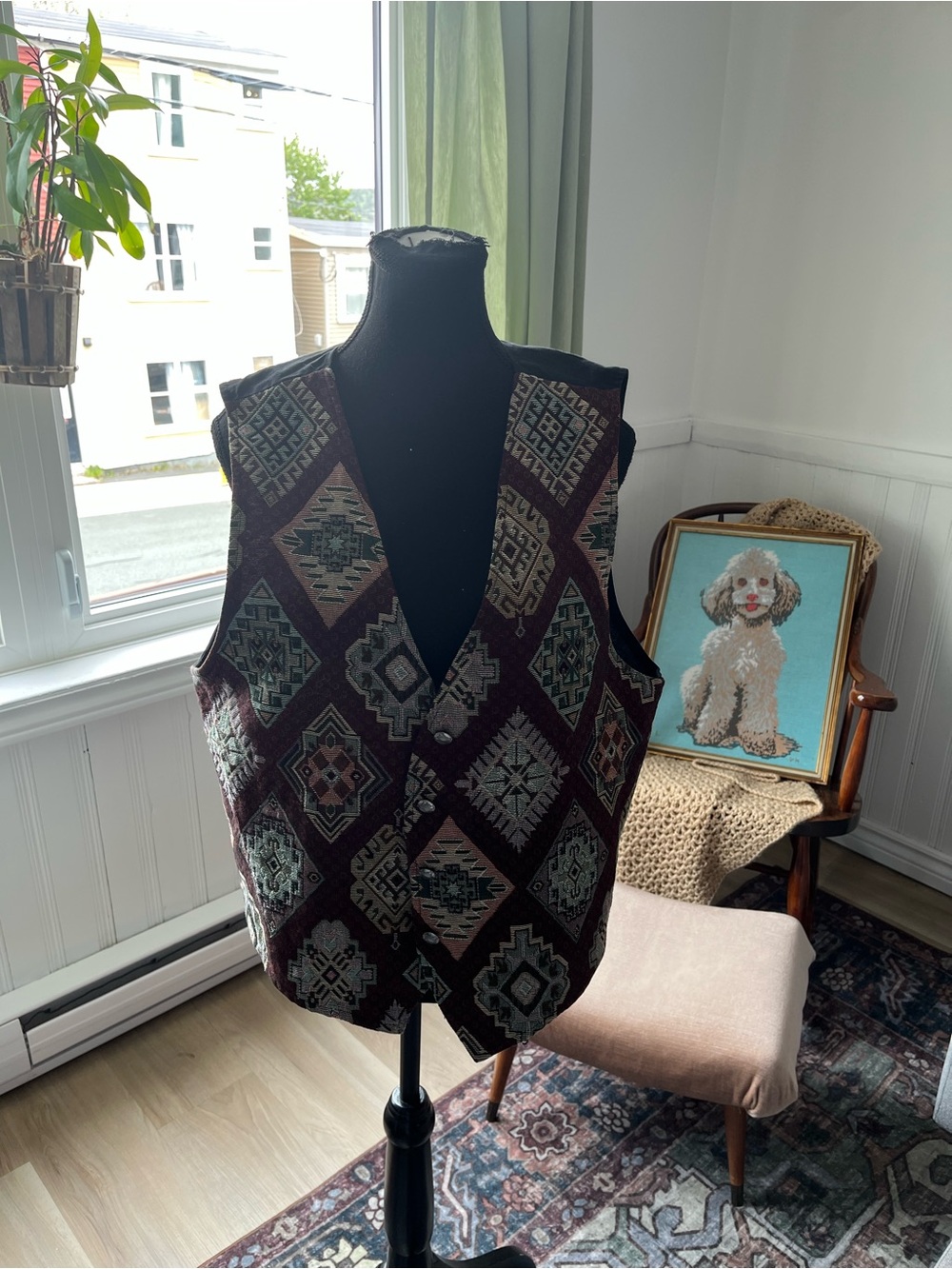 Women’s Vintage Quilted Geometric Patterned Knit Vest in Burgundy and Teal L/XL